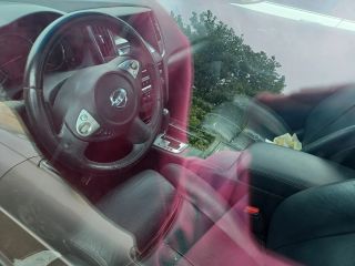 2010 Nissan Maxima 3.5 SV - Interior Steering Wheel With Keys Image